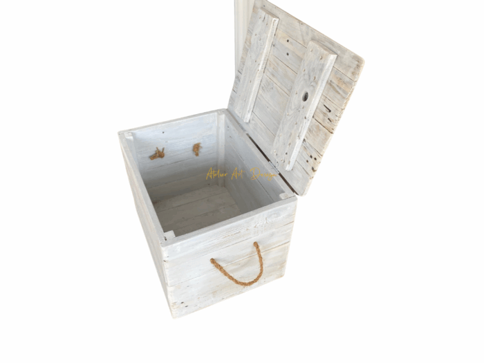 Malle en bois cerusé avec assise – Image 5